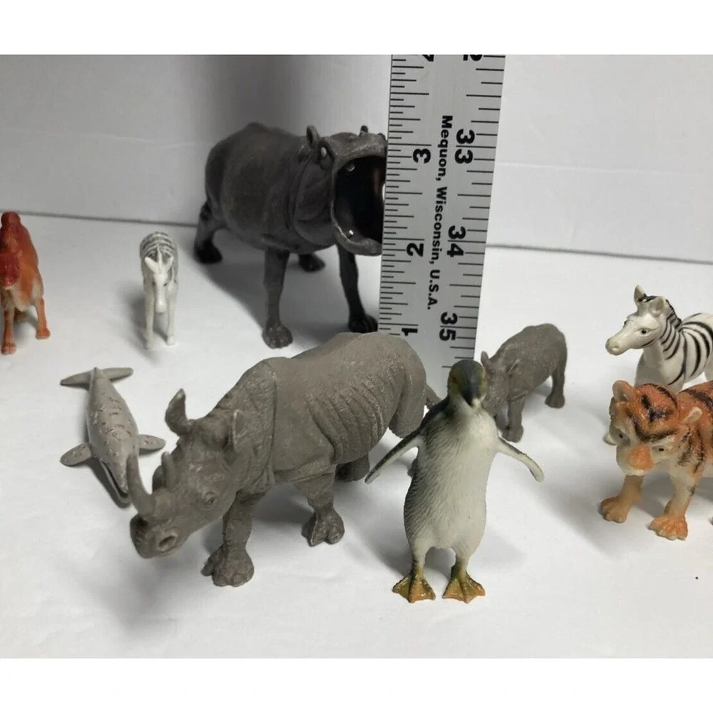 Lot of 14 Hard Plastic Wild/Zoo Animal‎ Toys Collectibles